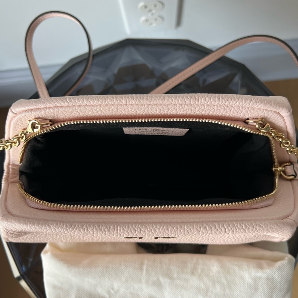 NWOT Ferragamo Gancini Leather Clutch Bag w/ Strap - Picture 9 of 16